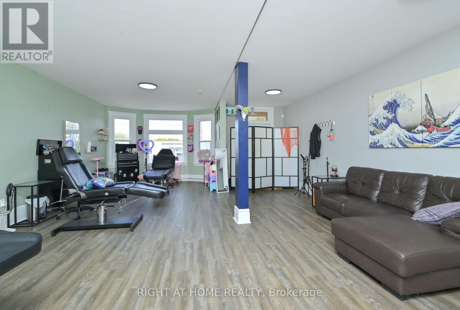102b - 170 Bradford Street, Barrie, Ontario  L4N 3B5 - Photo 10 - S13648490