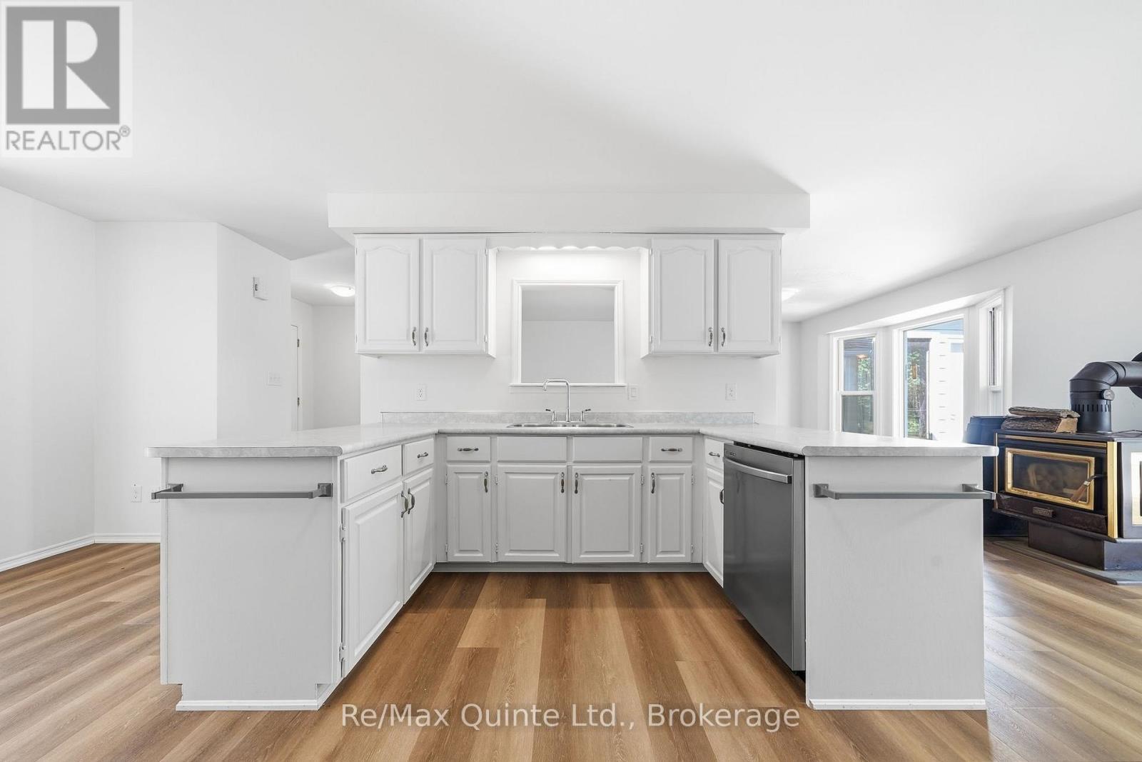 1076 Massassauga Road, Prince Edward County, Ontario  K8N 4Z7 - Photo 14 - X13648588