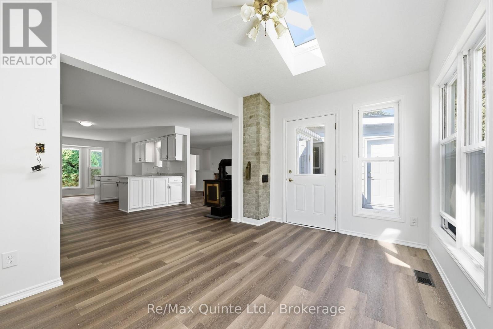 1076 Massassauga Road, Prince Edward County, Ontario  K8N 4Z7 - Photo 18 - X13648588