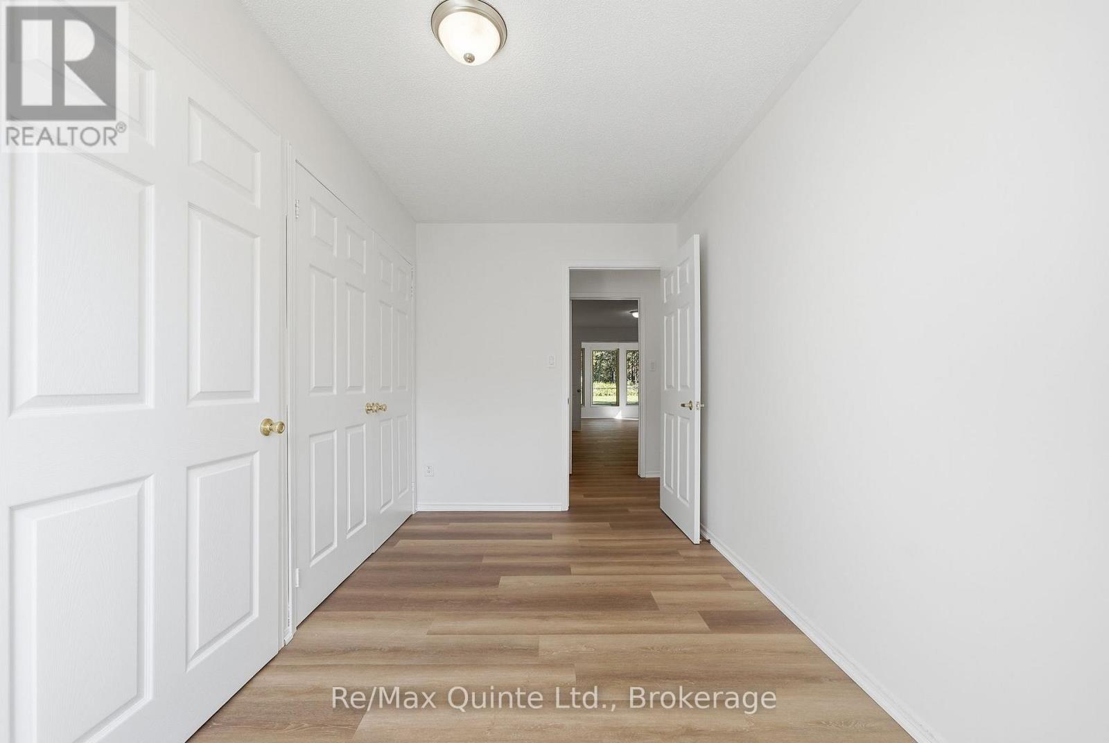 1076 Massassauga Road, Prince Edward County, Ontario  K8N 4Z7 - Photo 29 - X13648588
