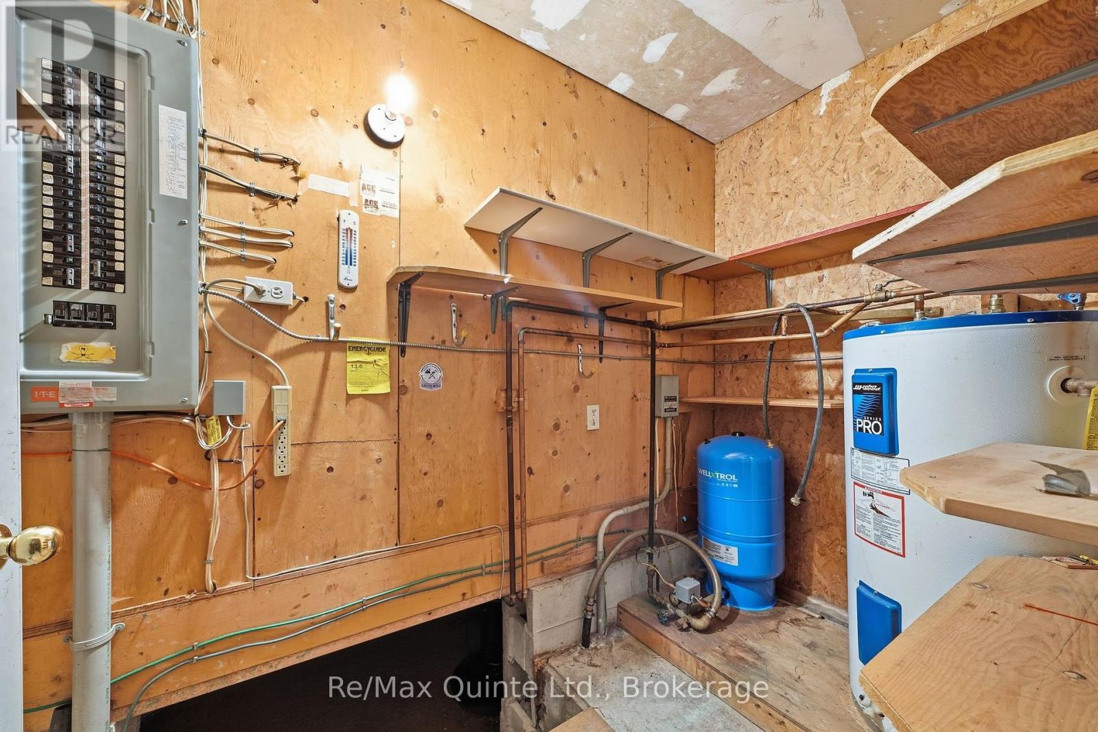 1076 Massassauga Road, Prince Edward County, Ontario  K8N 4Z7 - Photo 37 - X13648588
