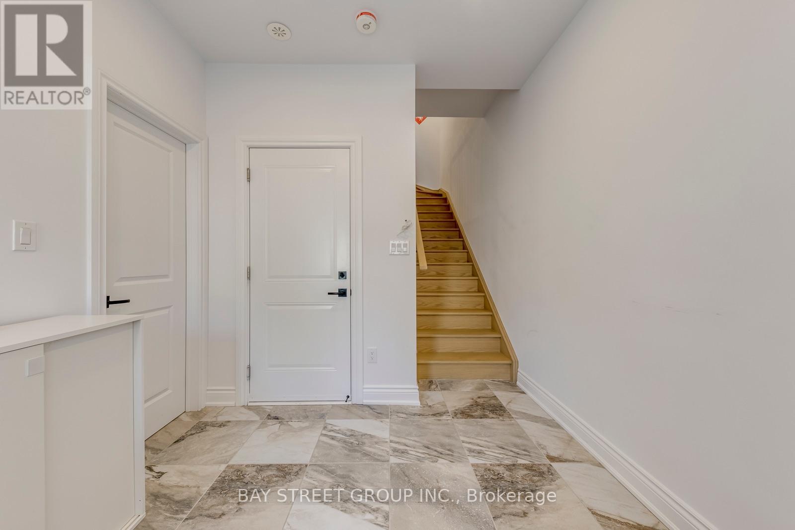 11 - 2119 Lillykin Street, Oakville, Ontario  L6H 7H2 - Photo 6 - W13648460
