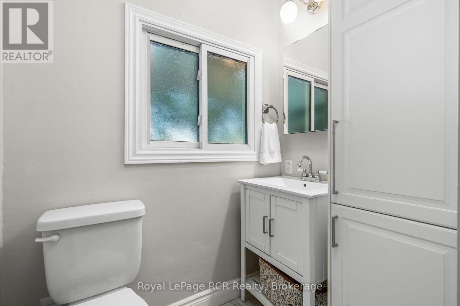 142 12th Avenue, Hanover, Ontario N4N 2S7 - Photo 24 - X13648240