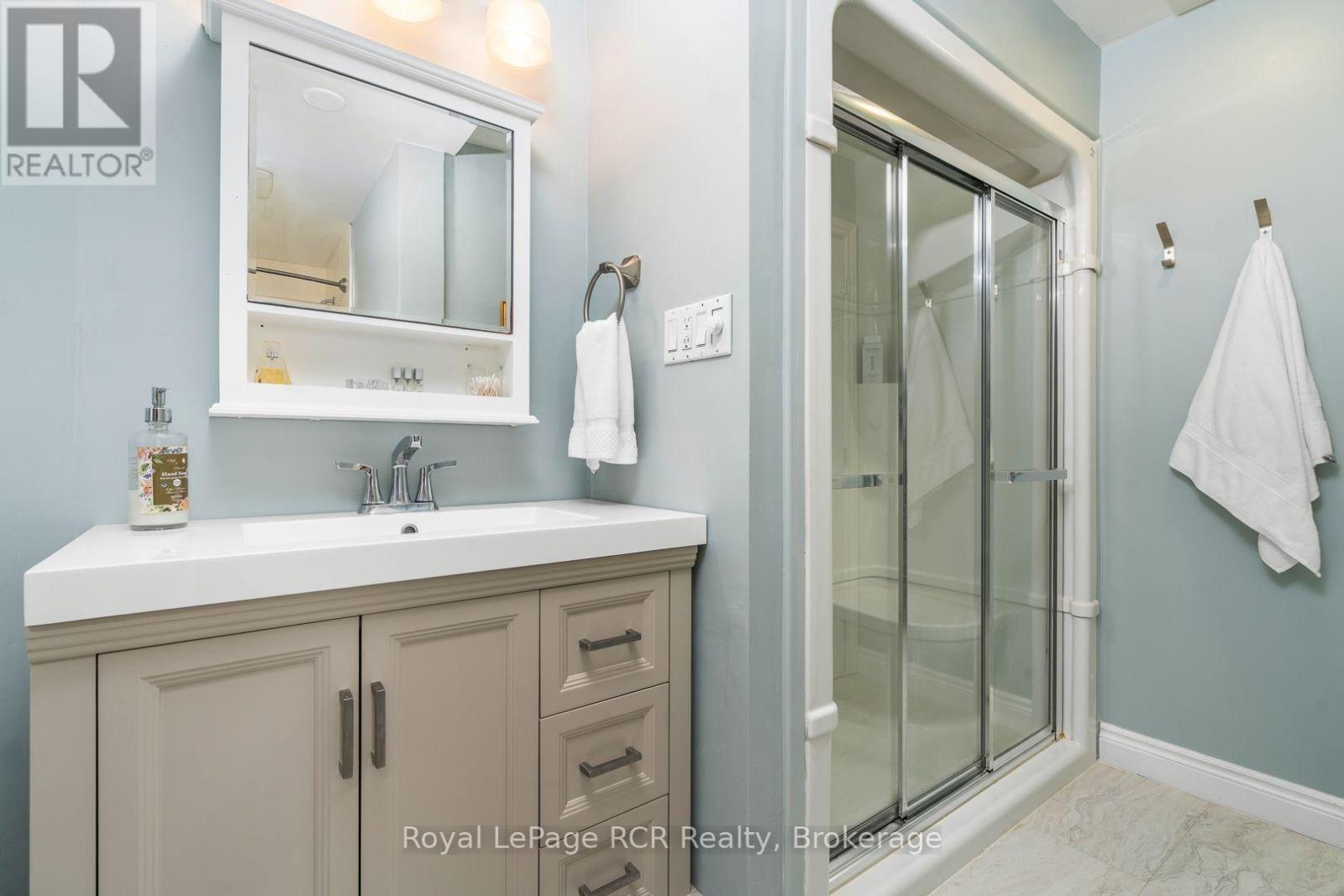 142 12th Avenue, Hanover, Ontario N4N 2S7 - Photo 21 - X13648240