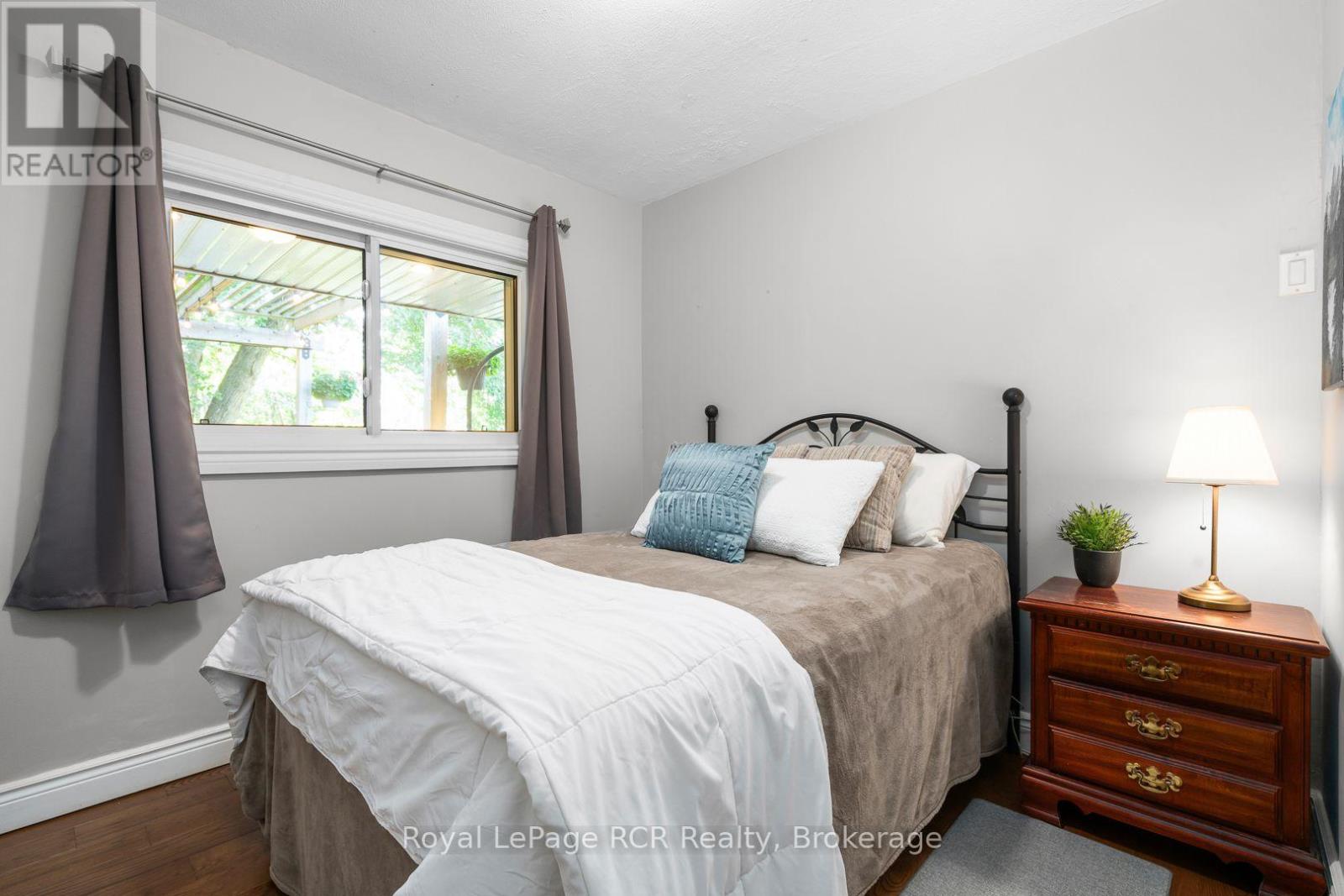 142 12th Avenue, Hanover, Ontario N4N 2S7 - Photo 23 - X13648240