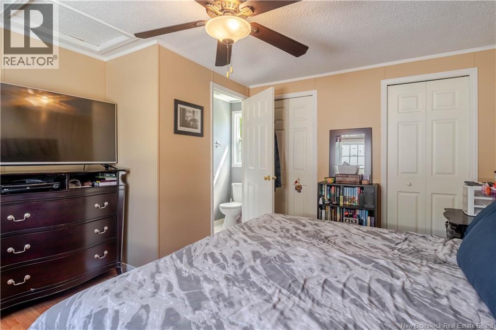 32 Poplar Street, Waasis, New Brunswick  E3B 9H3 - Photo 13 - NB145375