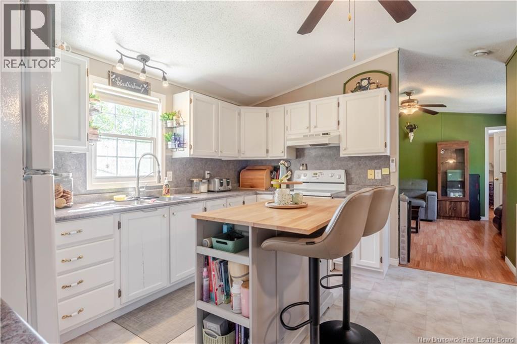 32 Poplar Street, Waasis, New Brunswick  E3B 9H3 - Photo 4 - NB145375
