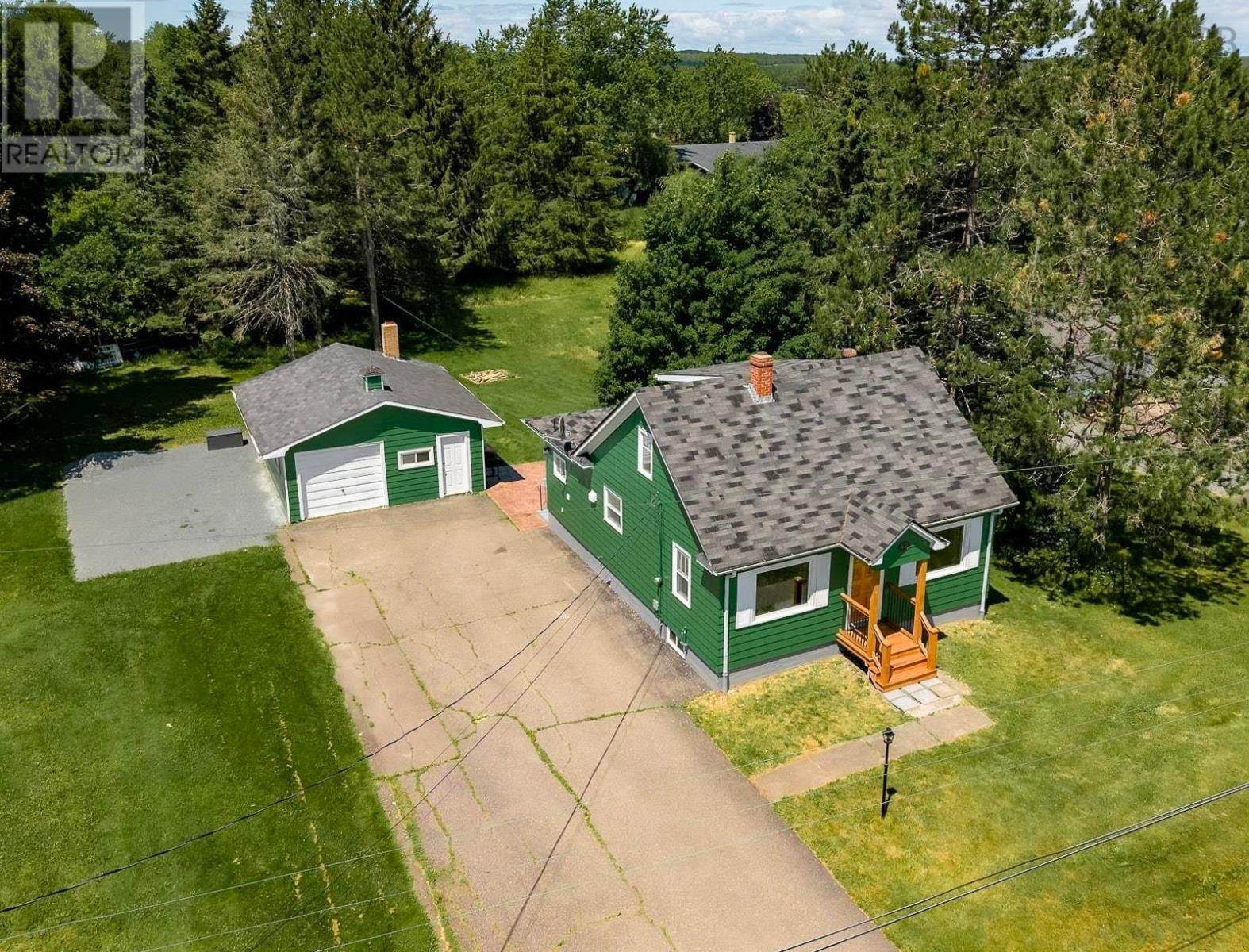 42 Asquith Avenue, Stewiacke, Nova Scotia