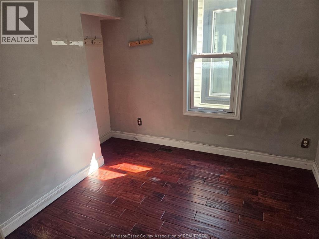393 Newbury Street, Windsor, Ontario  N9A 6A1 - Photo 8 - 26019094
