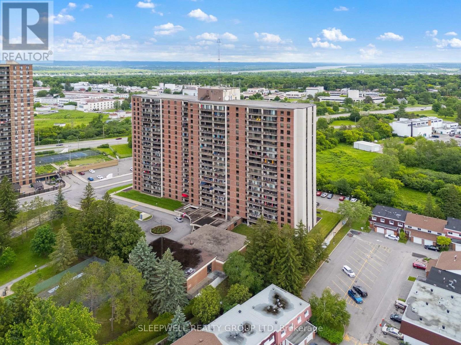 712 - 665 BATHGATE DRIVE, Ottawa, Ontario