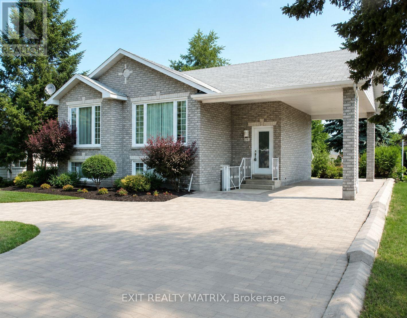 742 LAVAL STREET, Casselman, Ontario