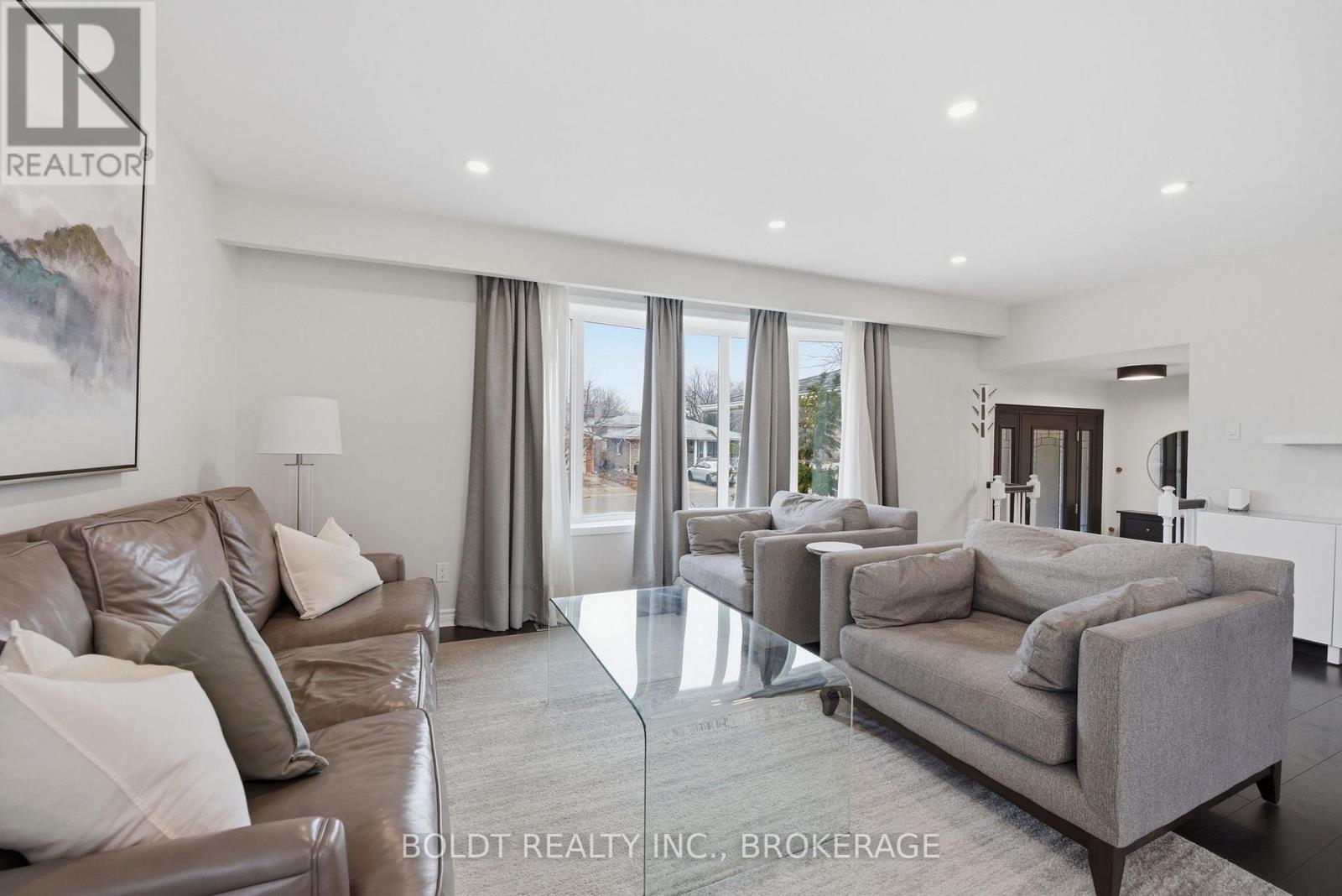 3 Wendover Place, St. Catharines, Ontario L2N 6T9 - Photo 8 - X13648594