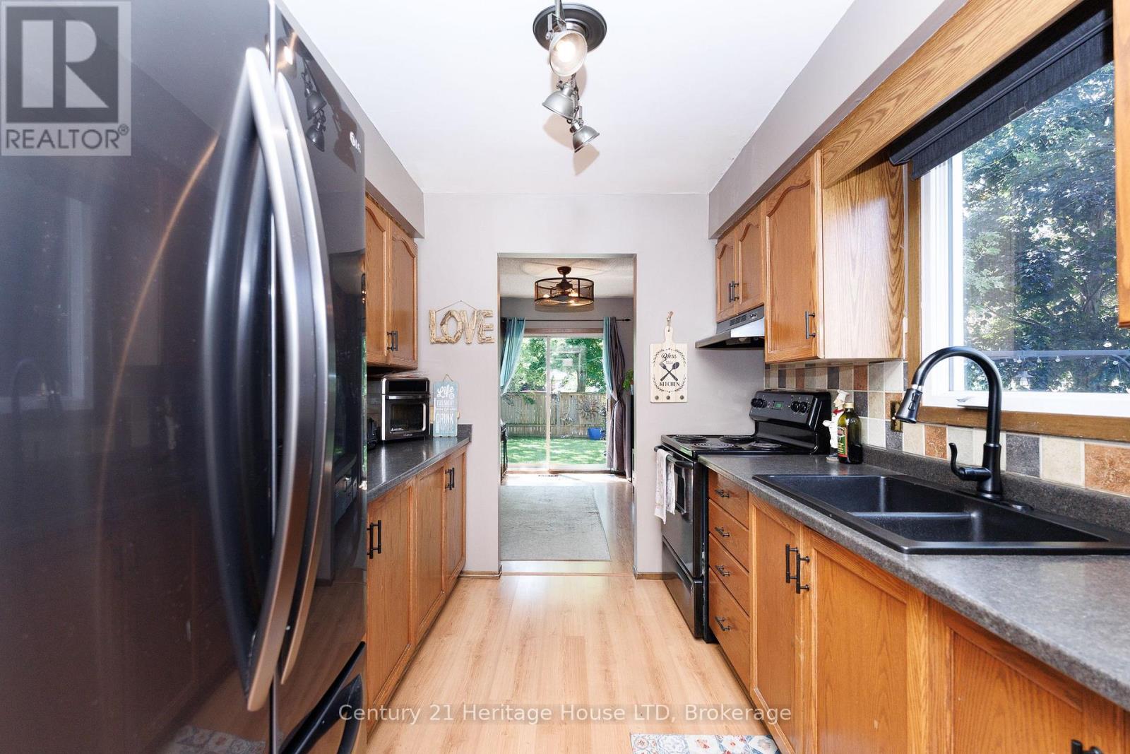 6477 Malibu Drive, Niagara Falls, Ontario  L2H 2W4 - Photo 10 - X13648620