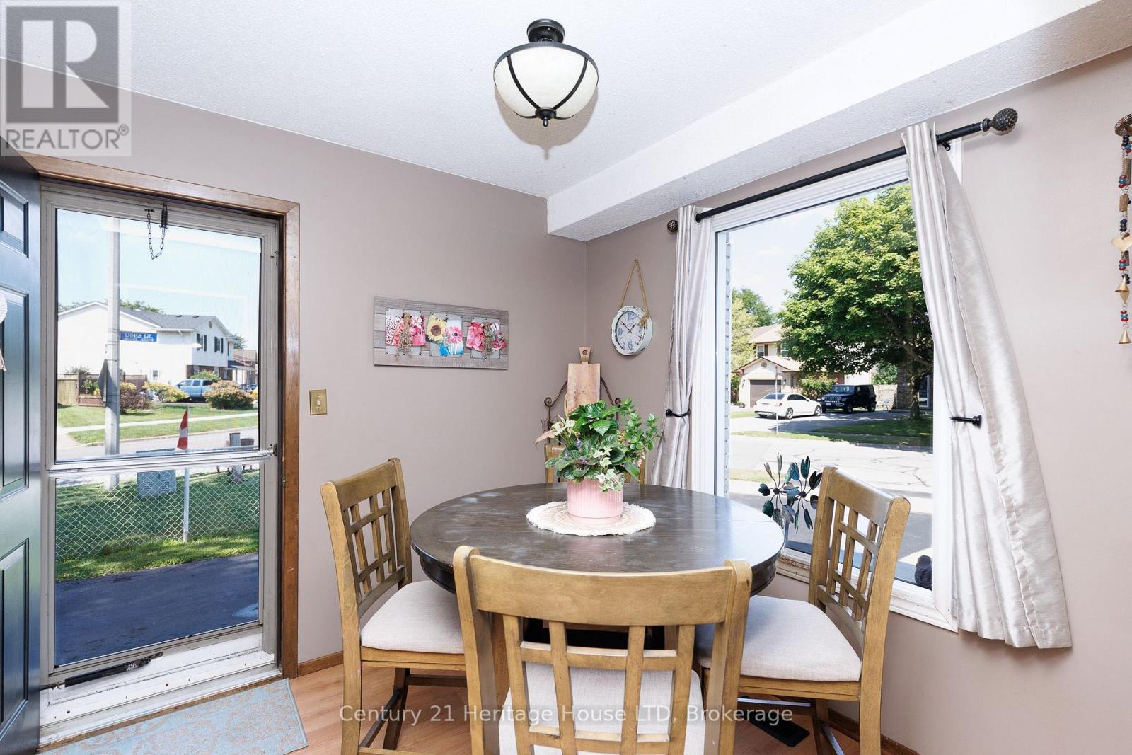 6477 Malibu Drive, Niagara Falls, Ontario  L2H 2W4 - Photo 5 - X13648620