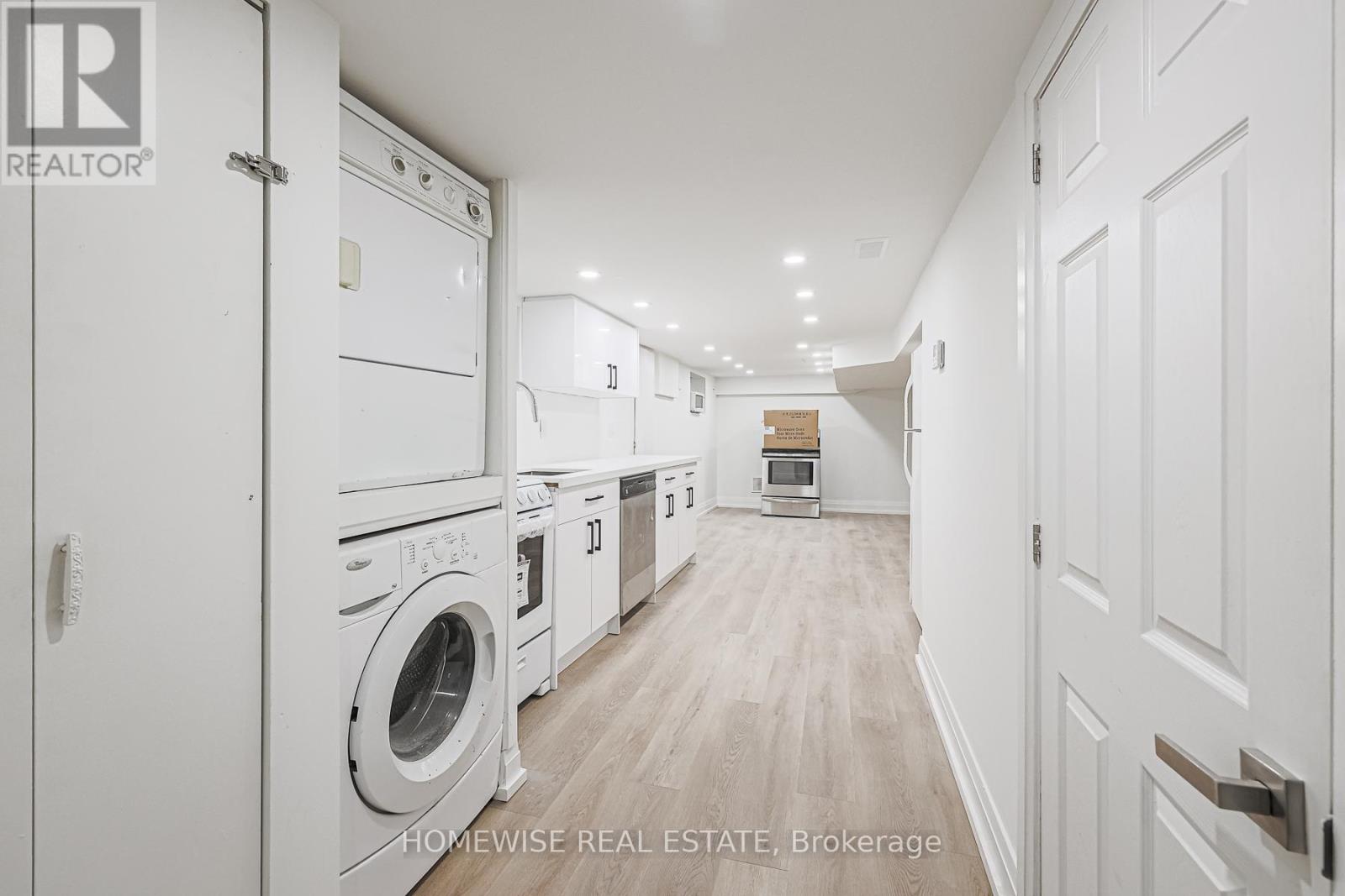 Lower - 81 Shields Avenue, Toronto, Ontario  M5N 2K3 - Photo 18 - C13648640