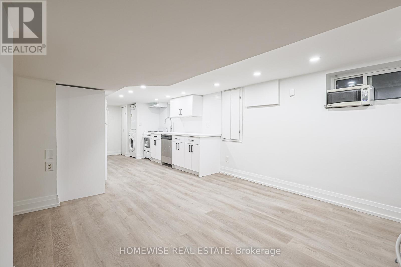 Lower - 81 Shields Avenue, Toronto, Ontario  M5N 2K3 - Photo 3 - C13648640