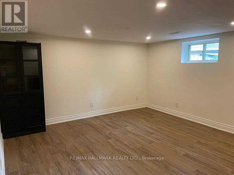 6 Margate Crescent, Toronto, Ontario  M1N 1L5 - Photo 4 - E13648614