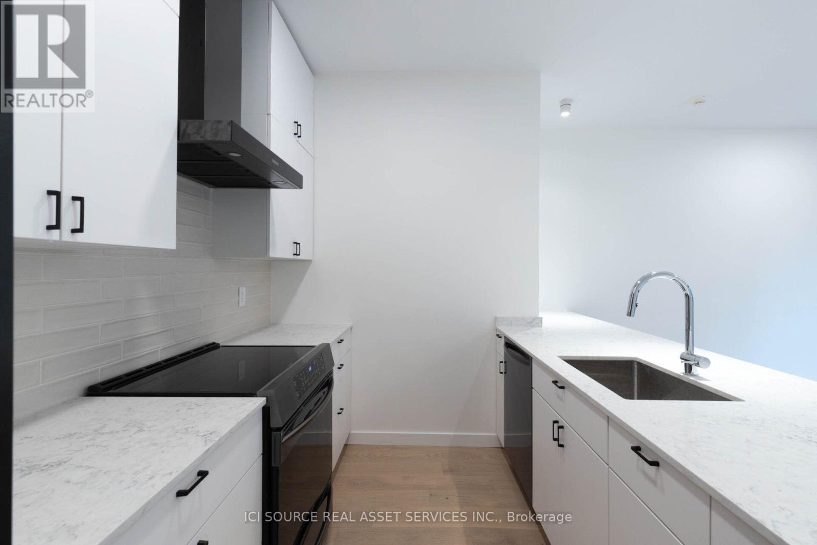 C - 60 Jones Avenue, Toronto, Ontario  M4M 2Z8 - Photo 14 - E13648626