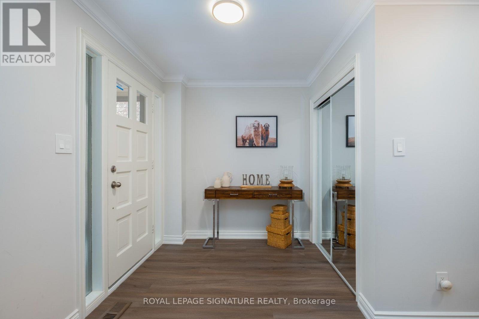 32 Richwood Drive, Markham, Ontario  L3P 3Y6 - Photo 5 - N13648636