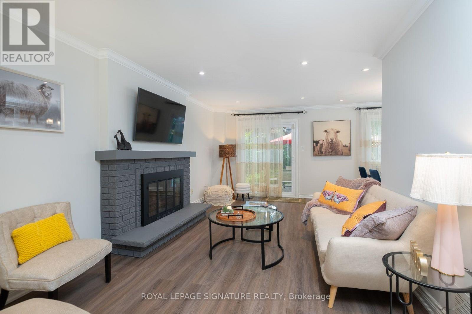 32 Richwood Drive, Markham, Ontario  L3P 3Y6 - Photo 7 - N13648636