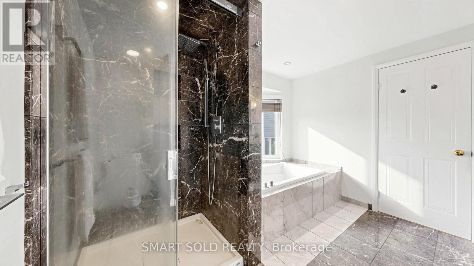 156 Brammar Street, Newmarket, Ontario  L3Y 7T3 - Photo 26 - N13648646