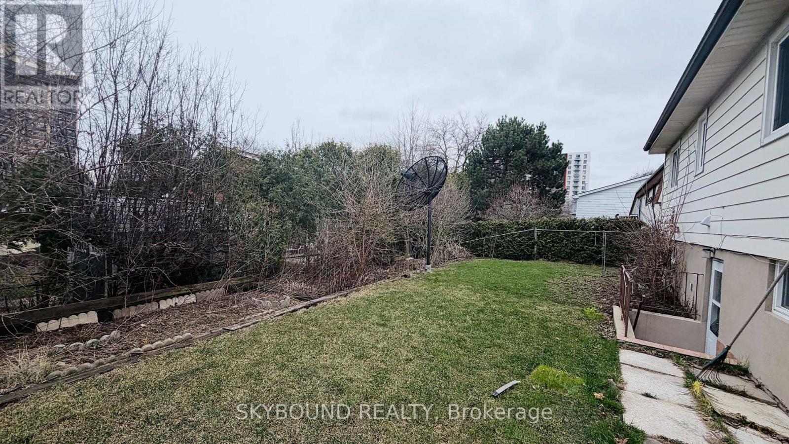 1298 Forest Hill, Oakville, Ontario  L6H 2S4 - Photo 20 - W13648606