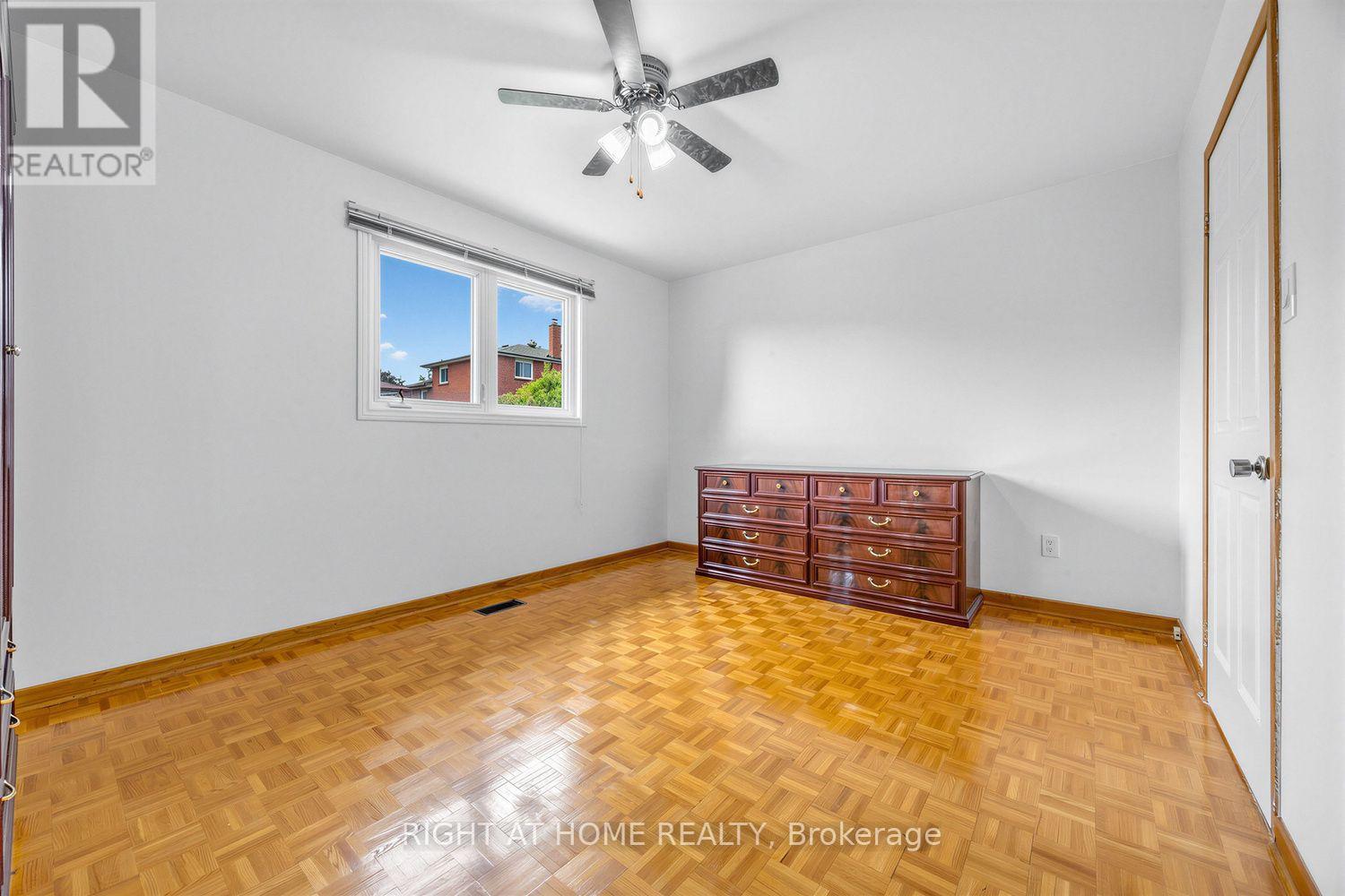 3126 Mccarthy Court, Mississauga, Ontario  L4Y 3Z5 - Photo 21 - W13648660