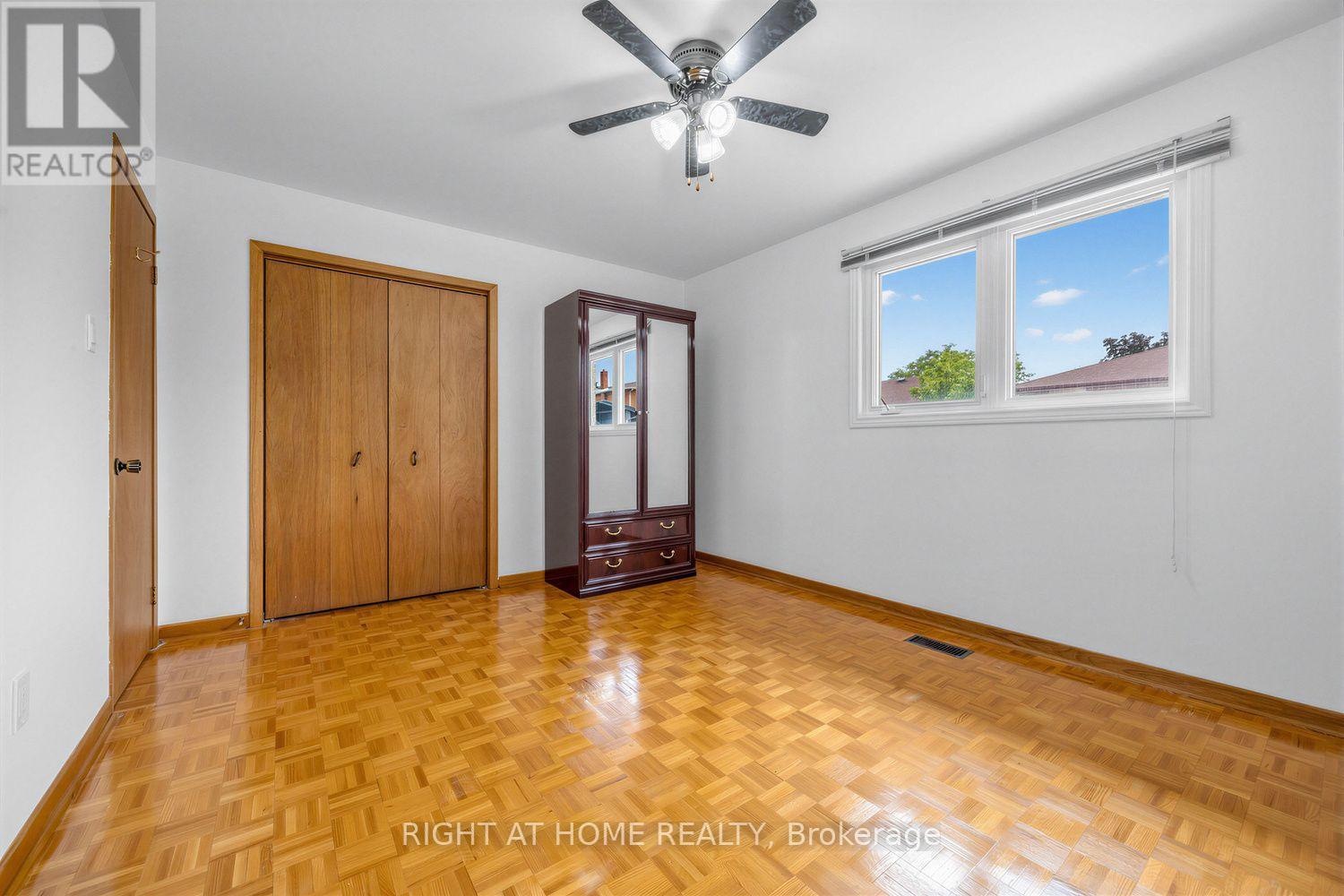 3126 Mccarthy Court, Mississauga, Ontario  L4Y 3Z5 - Photo 22 - W13648660