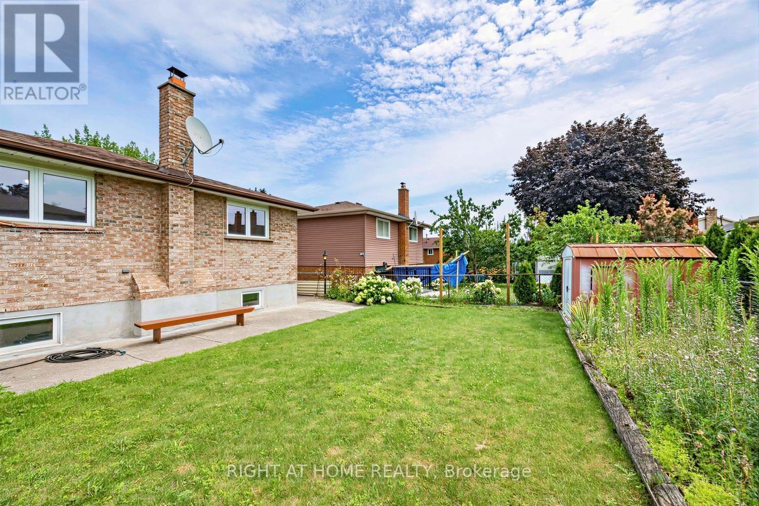 3126 Mccarthy Court, Mississauga, Ontario  L4Y 3Z5 - Photo 36 - W13648660