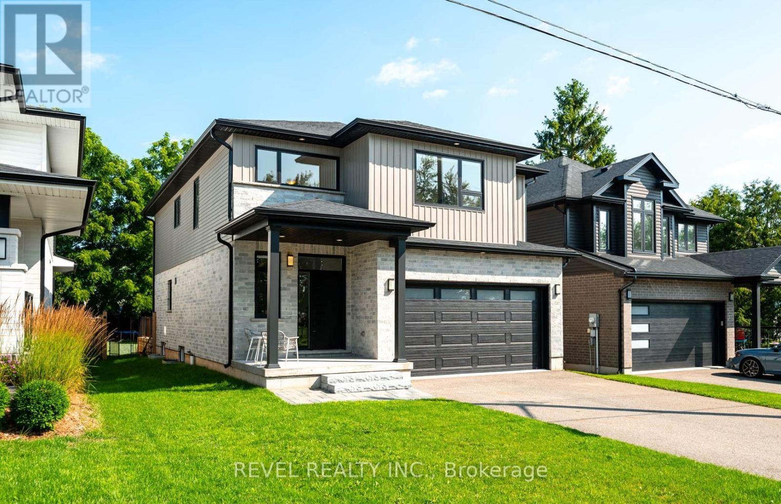 18 SCHOOL ROAD, Shelburne, Ontario