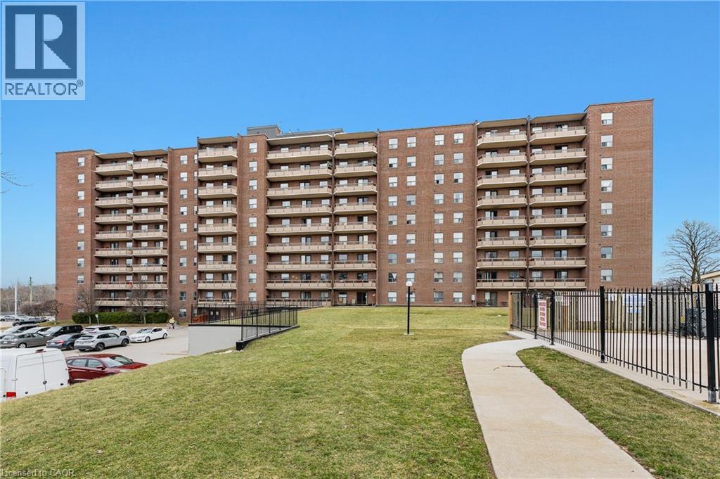 1100 Courtland Avenue E Unit# 605, Kitchener, Ontario  N2C 2H9 - Photo 32 - 40815895