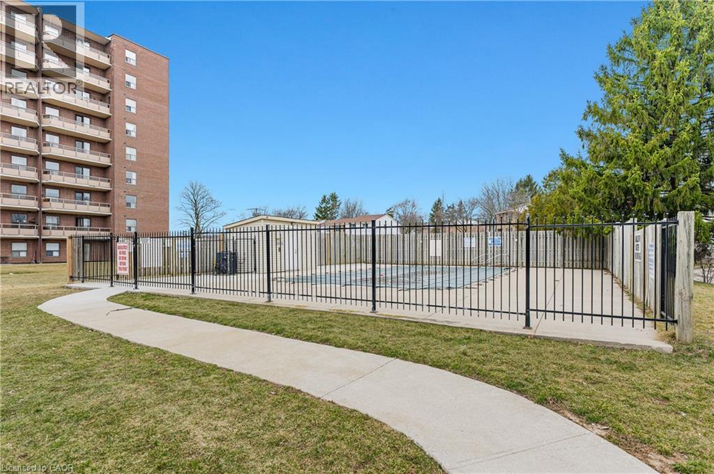 1100 Courtland Avenue E Unit# 605, Kitchener, Ontario  N2C 2H9 - Photo 28 - 40815895