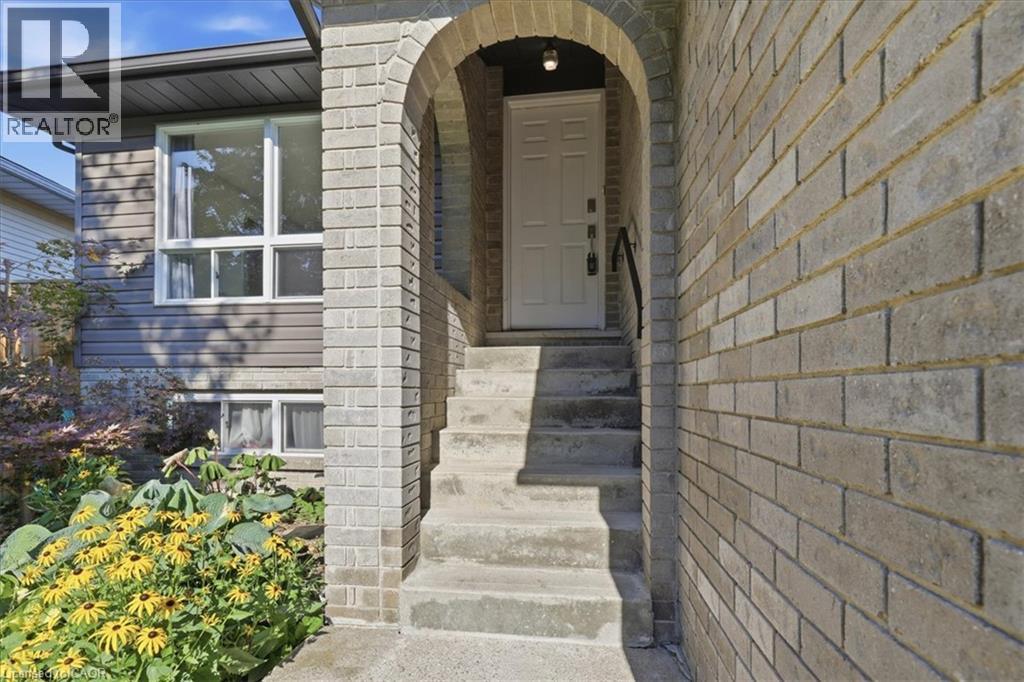 79 Fennel Street, Blandford-Blenheim, Ontario  N0J 1S0 - Photo 5 - 40852455