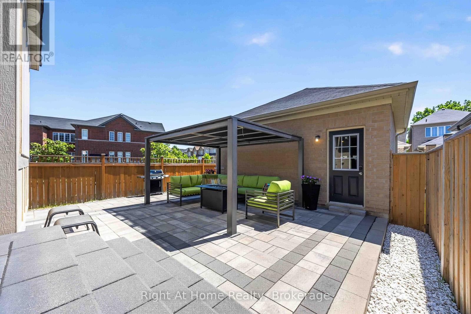 14 Elphee Lane, Markham, Ontario  L6B 0Z5 - Photo 35 - N13648714