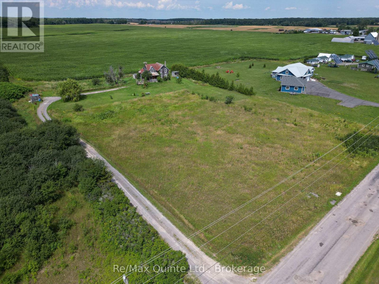 98 SWAMP COLLEGE ROAD, Prince Edward County, Ontario