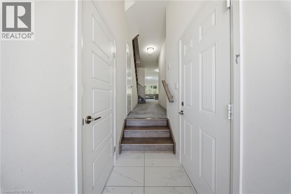 67 Macklin Street, Brantford, Ontario  N3V 0B7 - Photo 6 - 40852580