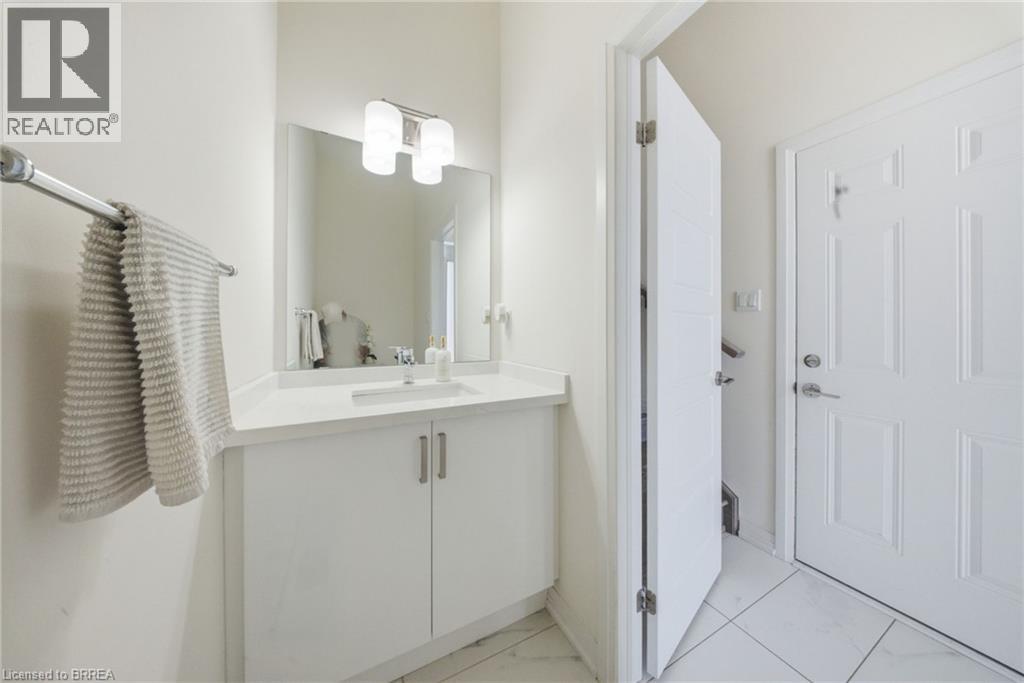 67 Macklin Street, Brantford, Ontario  N3V 0B7 - Photo 7 - 40852580
