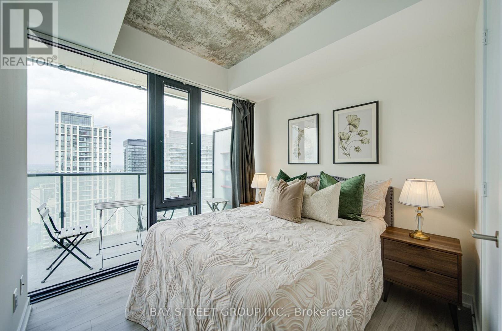 3303 - 161 Roehampton Avenue, Toronto, Ontario  M4P 0C8 - Photo 29 - C13648698