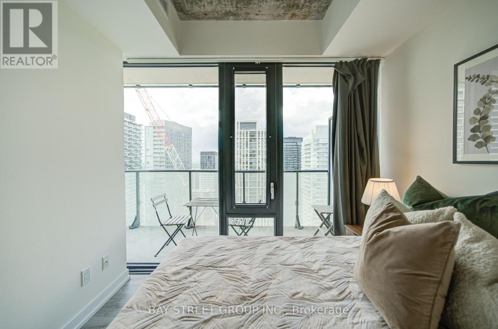 3303 - 161 Roehampton Avenue, Toronto, Ontario  M4P 0C8 - Photo 30 - C13648698