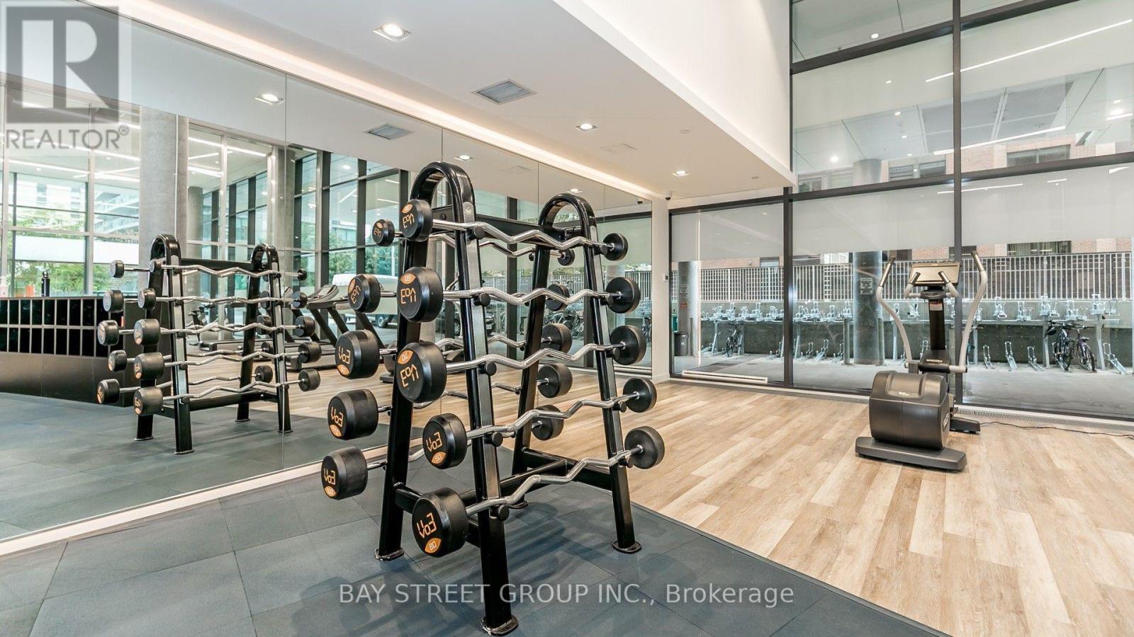 3303 - 161 Roehampton Avenue, Toronto, Ontario  M4P 0C8 - Photo 40 - C13648698