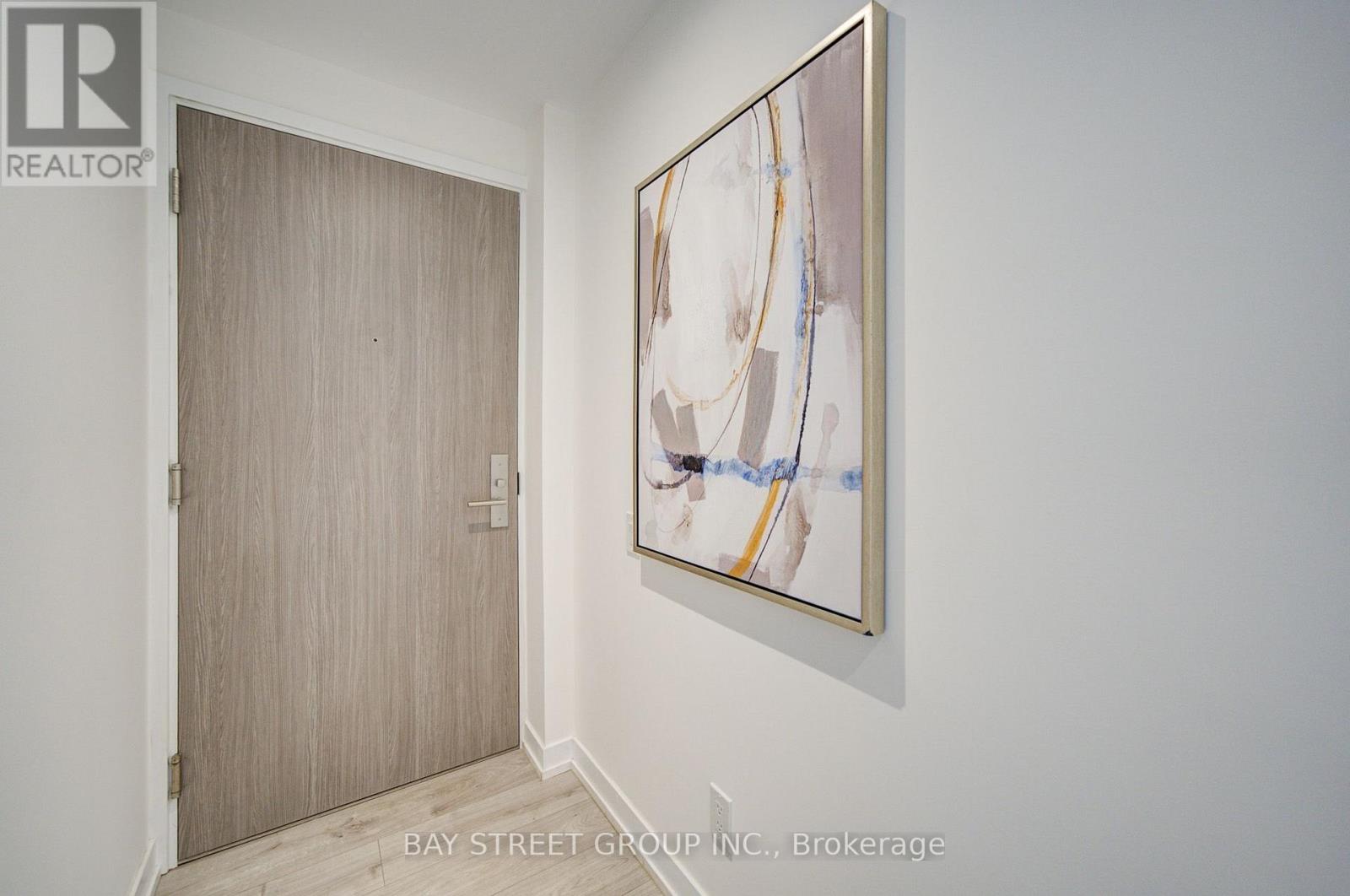3303 - 161 Roehampton Avenue, Toronto, Ontario  M4P 0C8 - Photo 6 - C13648698