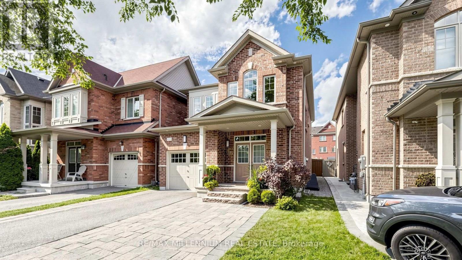 353 Moody Drive, Vaughan, Ontario  L4H 3Z8 - Photo 2 - N13648676