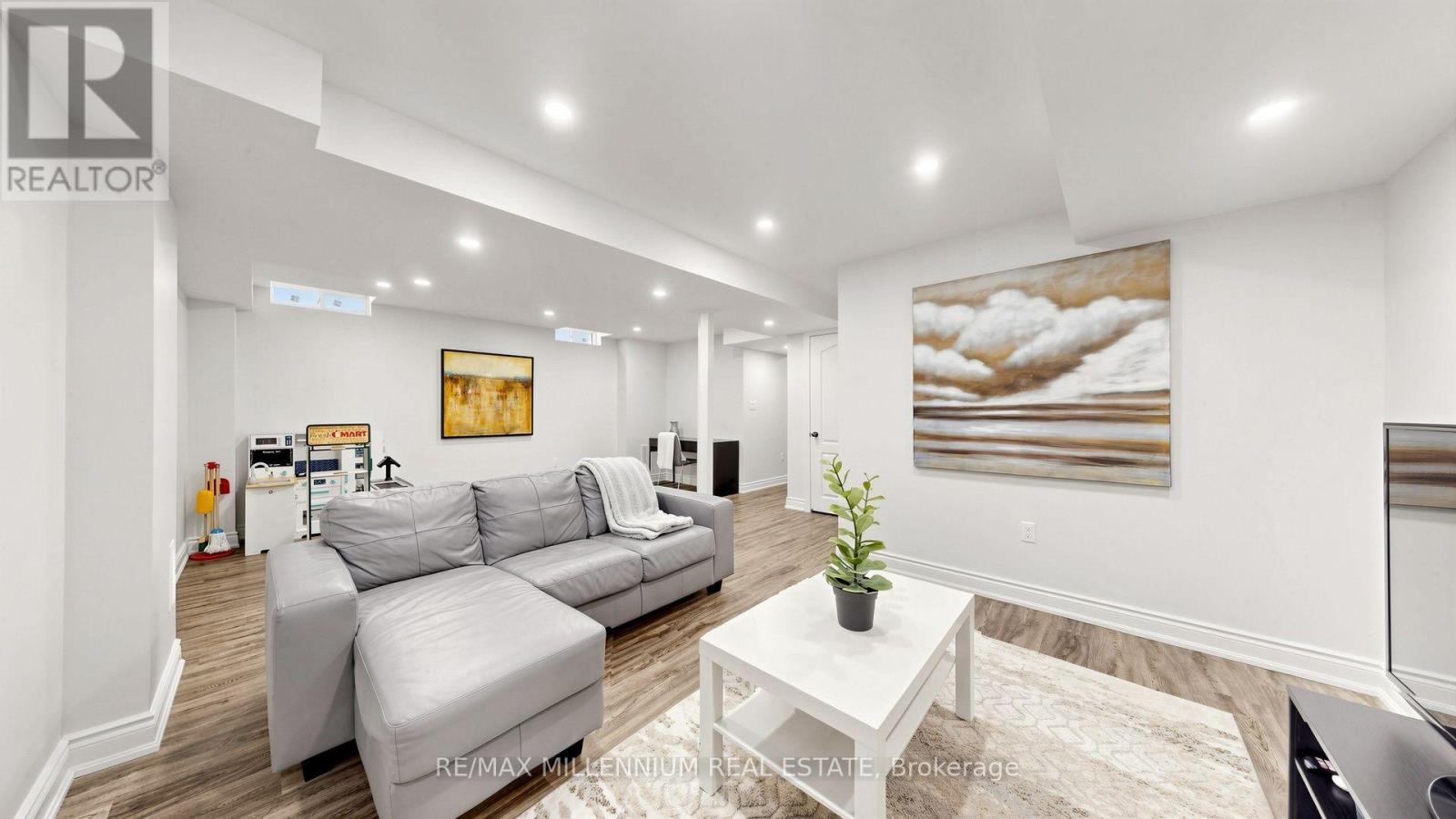 353 Moody Drive, Vaughan, Ontario  L4H 3Z8 - Photo 35 - N13648676