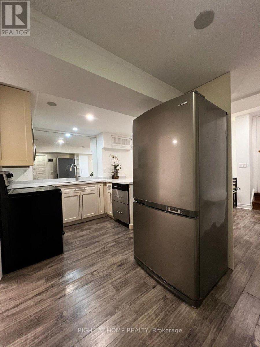 24 Jondan ( Basemnet) Crescent, Markham (Royal Orchard), Ontario  L3T 3Z5 - Photo 12 - N13648692