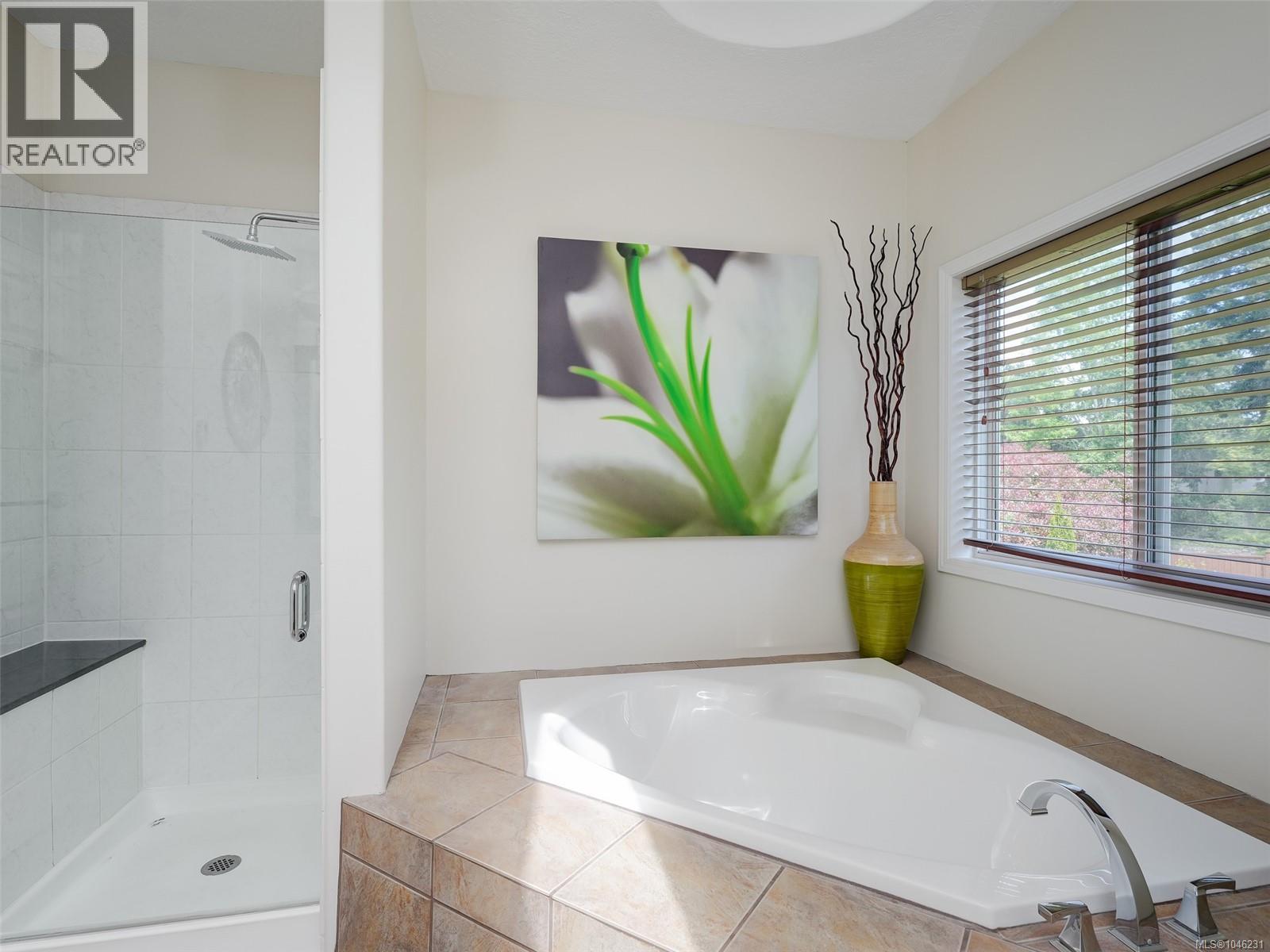 1290 Les Meadows Cres, Saanich, British Columbia  V8X 5G4 - Photo 13 - 1046231