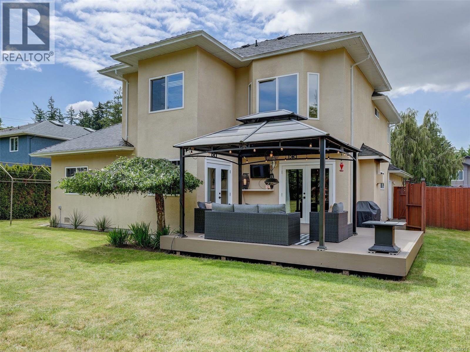 1290 Les Meadows Cres, Saanich, British Columbia  V8X 5G4 - Photo 21 - 1046231