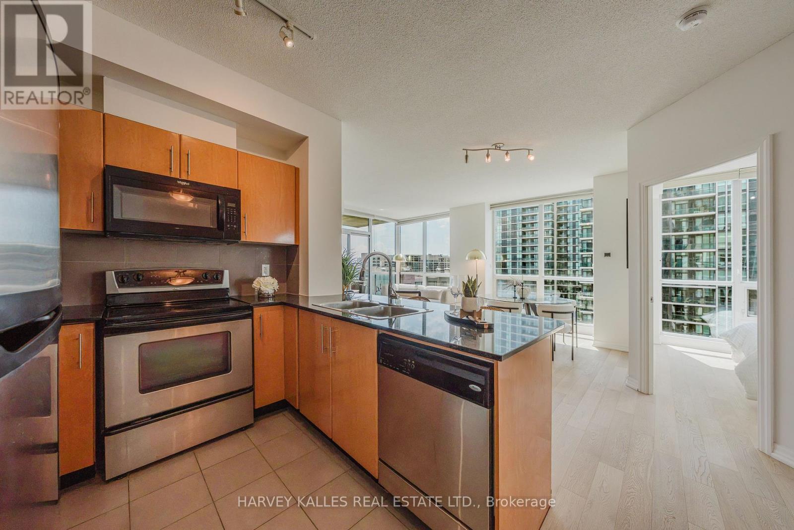 3211 - 16 Yonge Street, Toronto, Ontario  M5E 2A1 - Photo 4 - C13530706