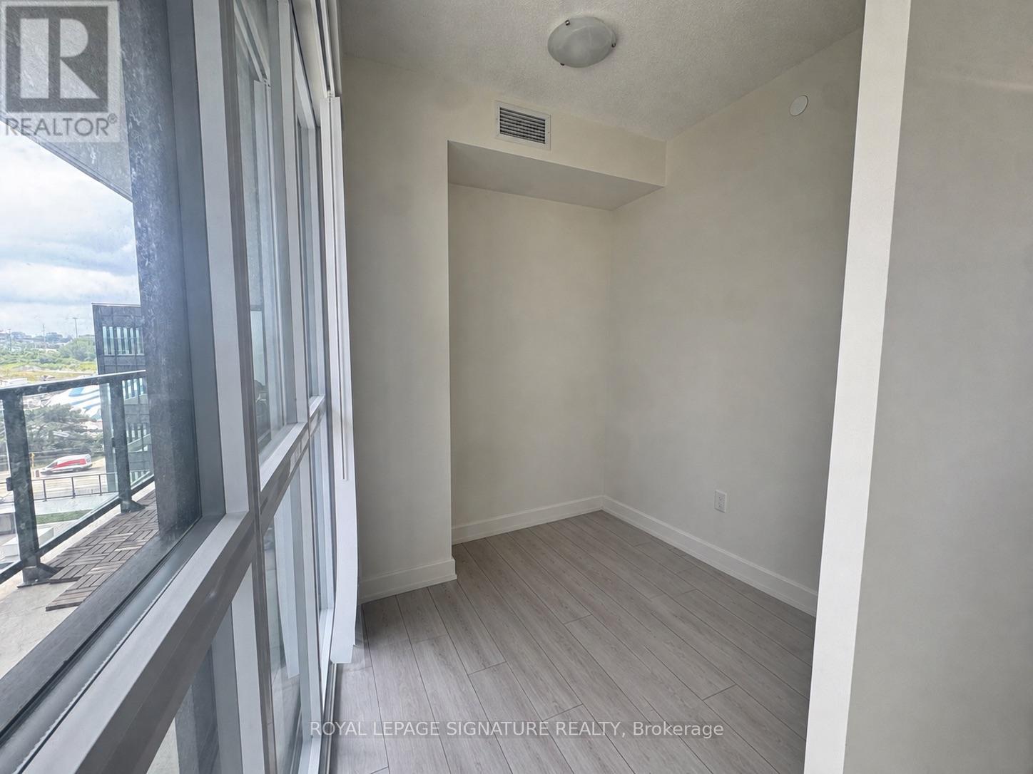 705 - 38 Annie Craig Drive, Toronto, Ontario  M8V 0G9 - Photo 11 - W13648690