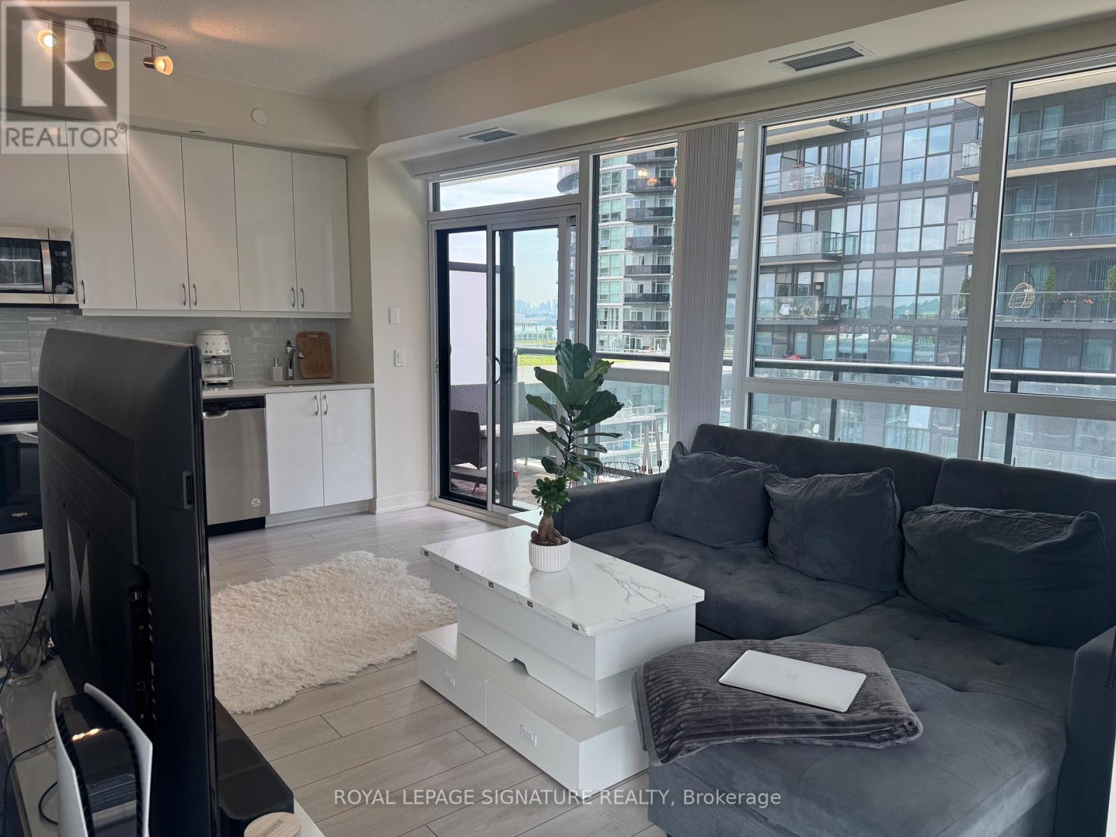 705 - 38 Annie Craig Drive, Toronto, Ontario  M8V 0G9 - Photo 9 - W13648690