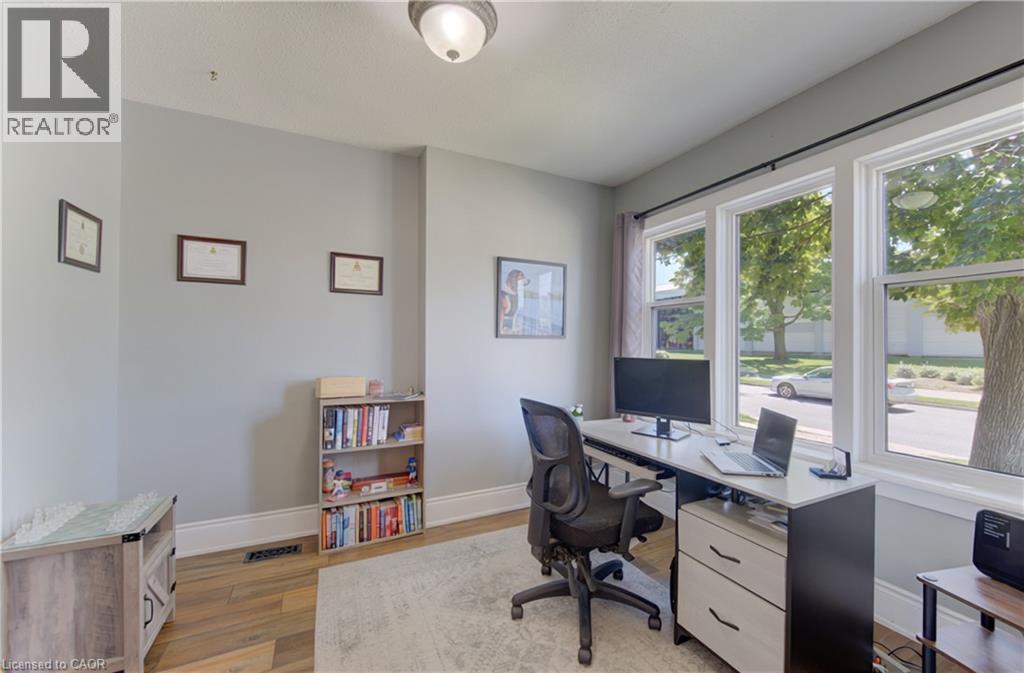 140 Glasgow Street, Kitchener, Ontario  N2G 2G9 - Photo 5 - 40853890